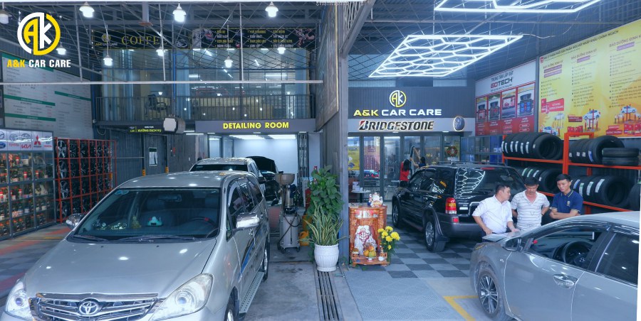Khuôn viên sảnh trước của A&K Car Care